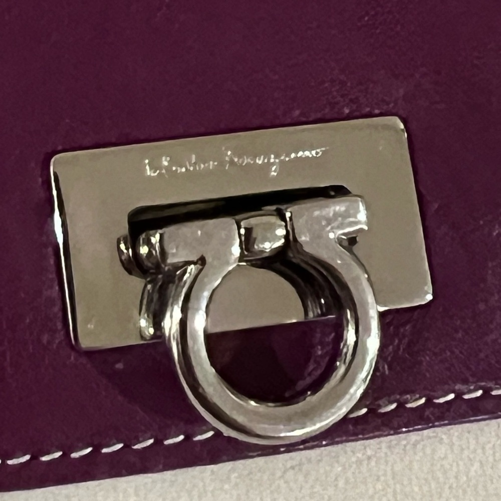 Salvatore Ferragamo Cream and Purple Wallet - Picture 12 of 12